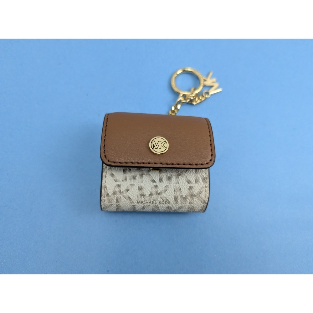Michael Kors Jet Set MK Logo Leather Coin Purse Earbud Case Keychain White/Brown